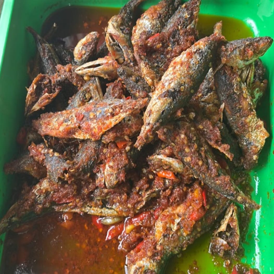 Ikan Layang bumbu pedas